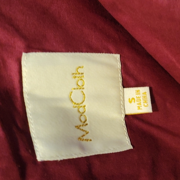 NWOT Of The Garland Variety Sheath Dress In Burgundy Floral Sz US S Sleeveless - Picture 4 of 5